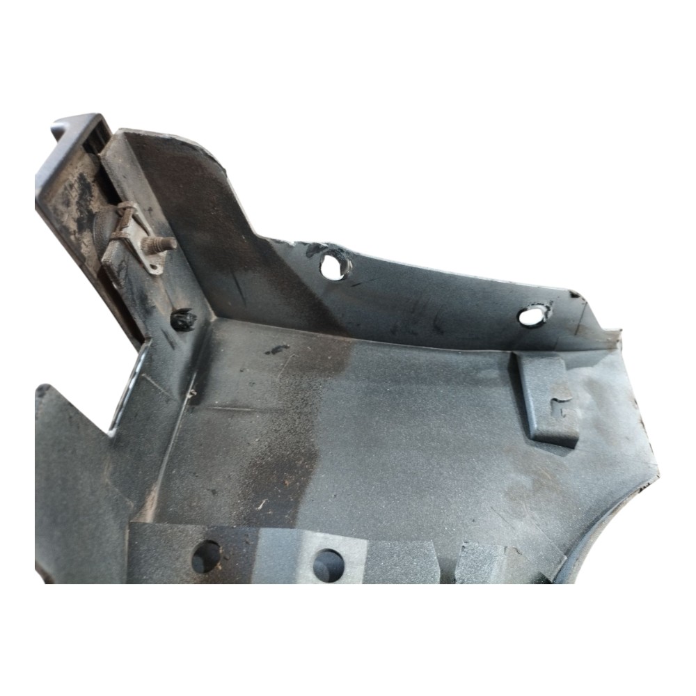 Spoiler Esquerdo Nissan Leaf 2023 V632 7