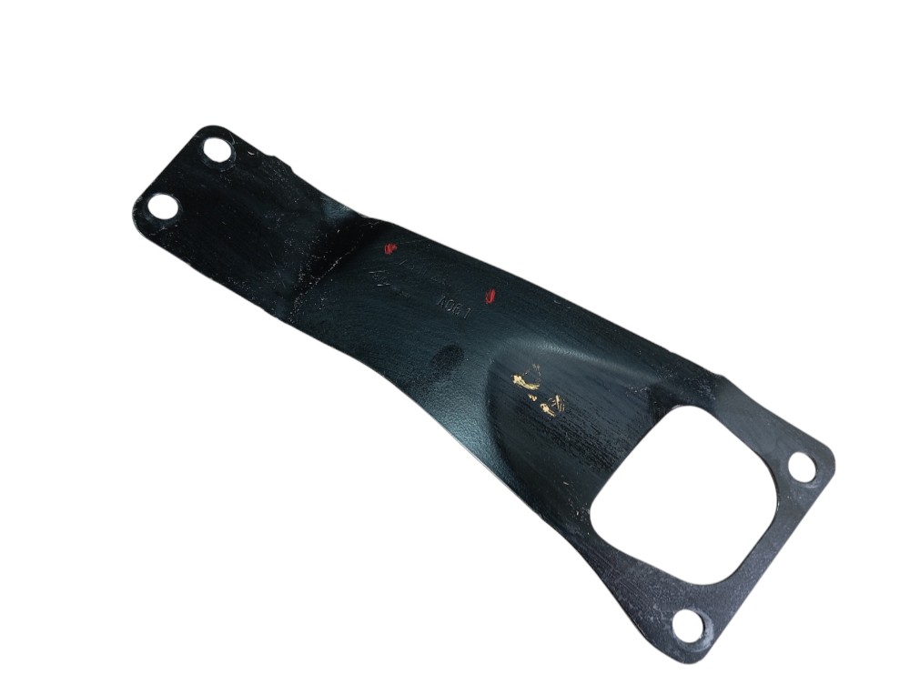 Suporte direito quadro dianteiro Renault Zoe Neo 2023 V617