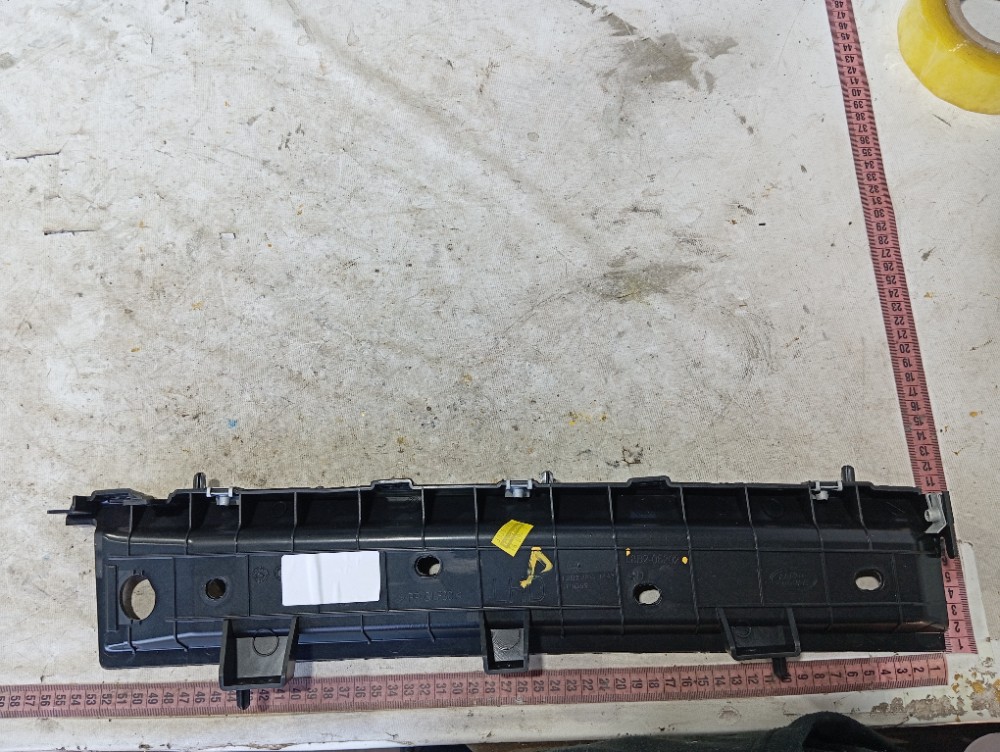 Moldura Direita Painel Land Rover Defender 2022 V645 8