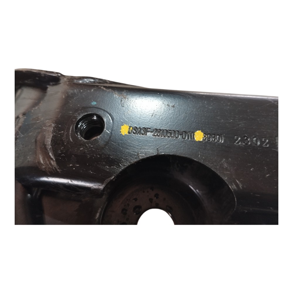 Suporte traseira esq barra Byd Song Plus 2023 A 25 V642 4