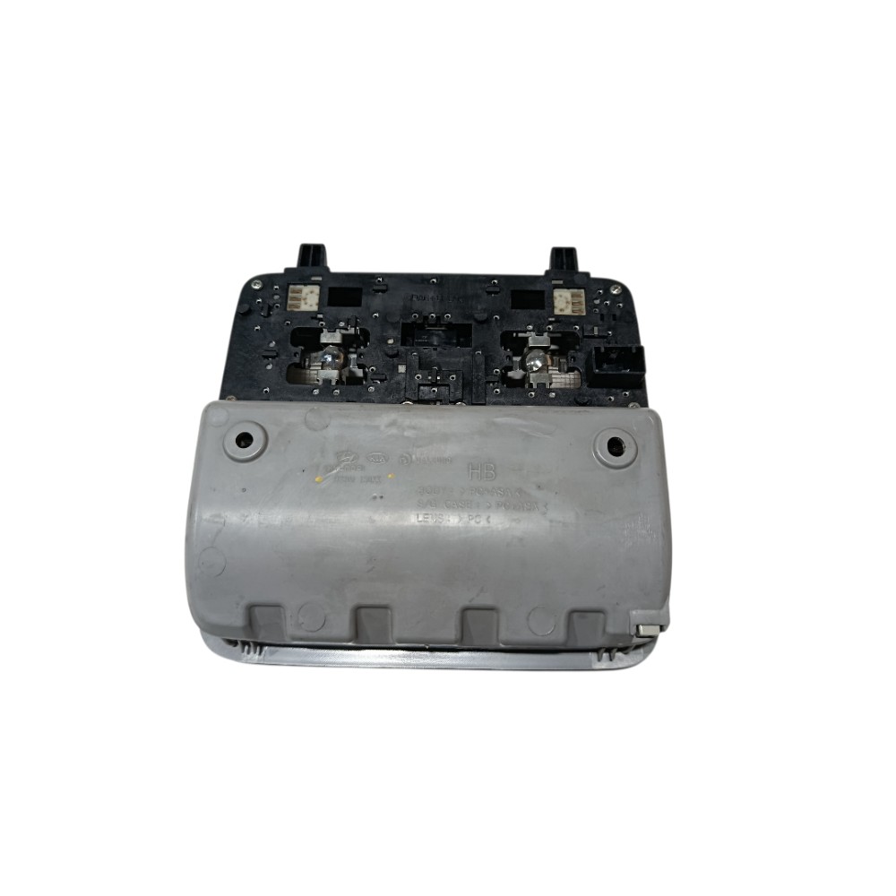 Luz cortesia teto Hyundai Hb20s 2015 9