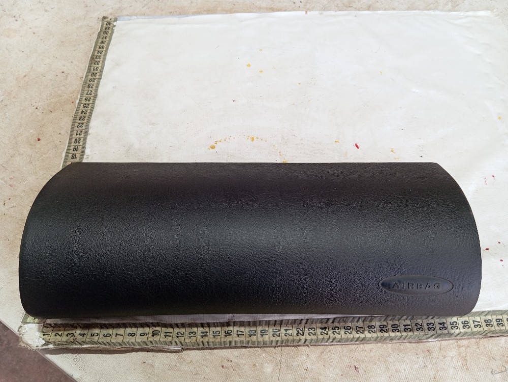 Acabamentos bolsa air bag direito Vw Passat Alemão 99 V266 9