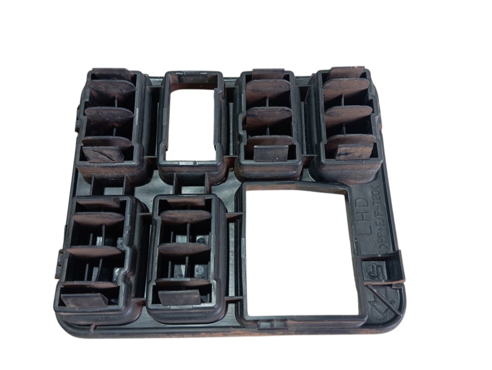 Botão Falso Painel Land Cruiser Prado 2005 V620 2