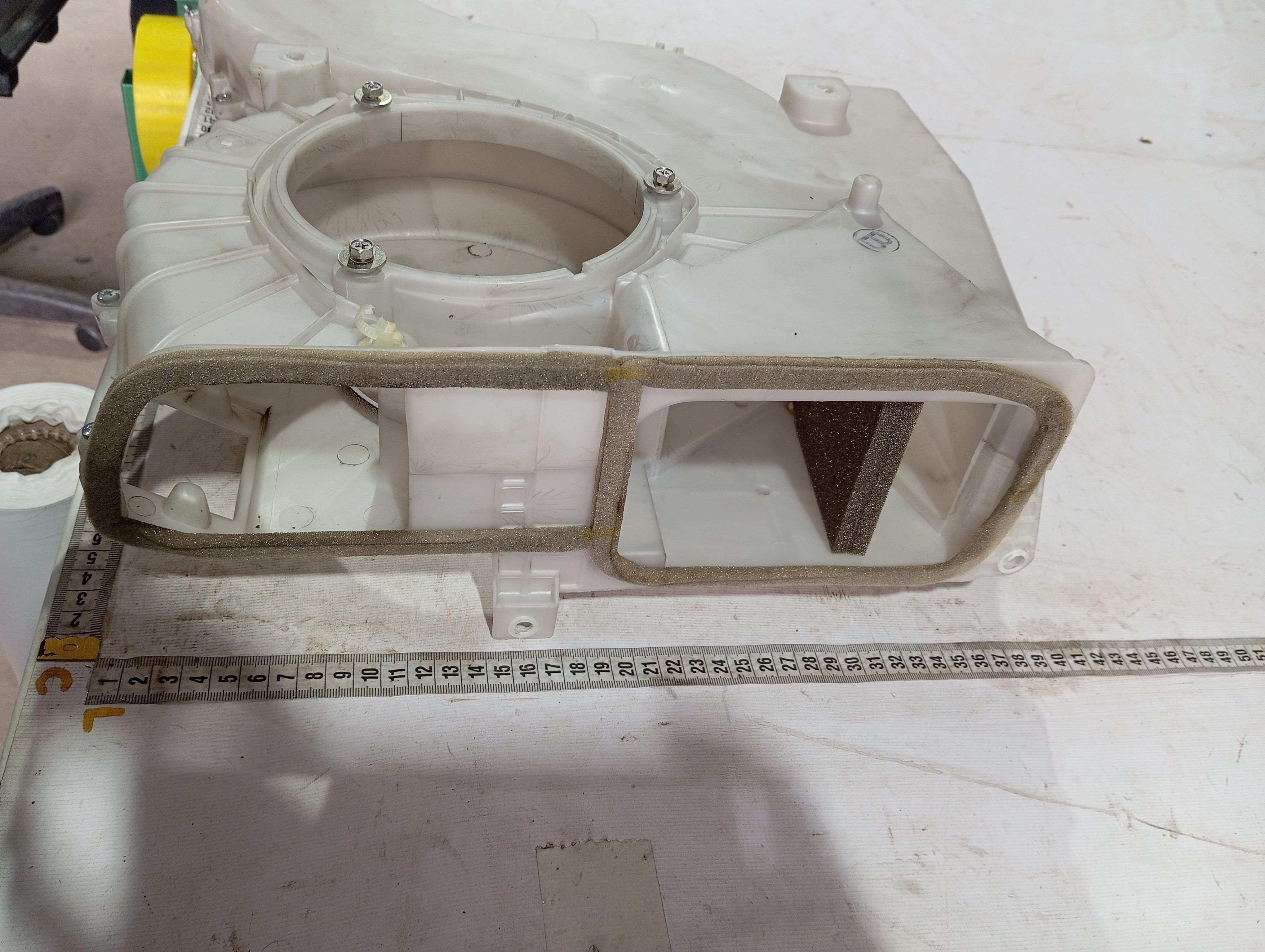 Caixa Ar Traseira Mitsubishi Pajero Full 3.2 2020 V599 8