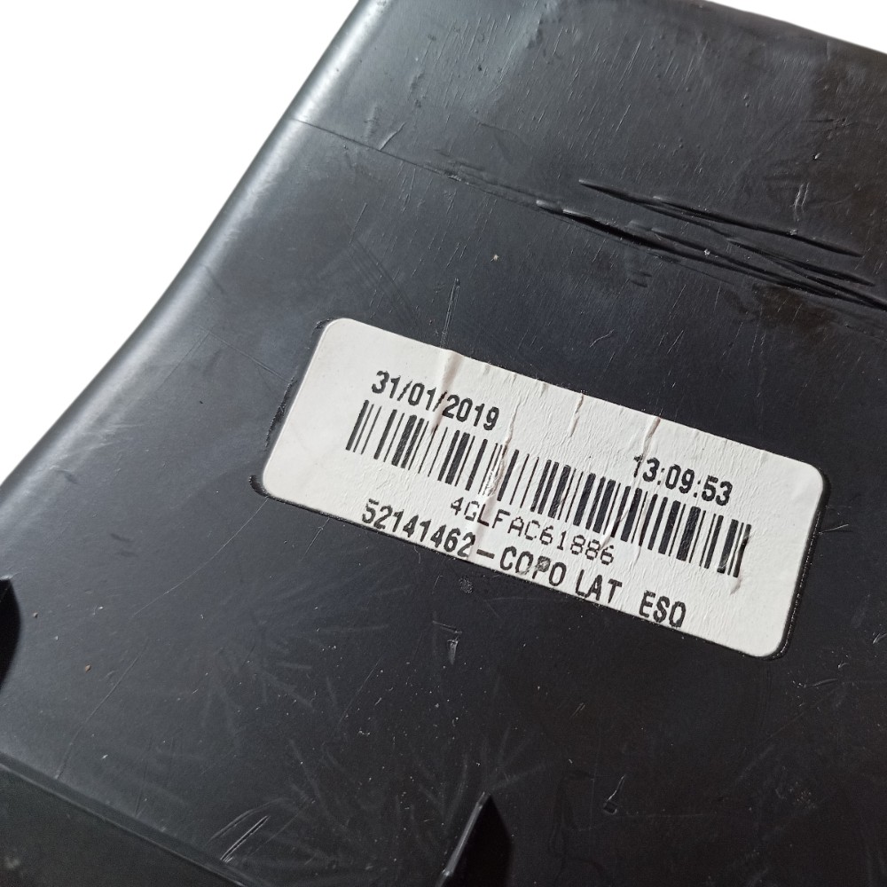 Porta Treco Esquerdo Console Central Gm Onix 2013 A 2019 7
