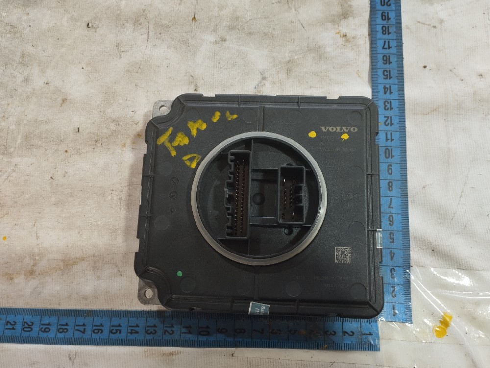 Modulo Farol Direito Volvo Xc60 T5 2020 V606 9