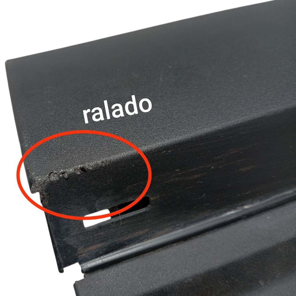 Moldura porta dianteira direita Byd Song Pro 2024 V674 9