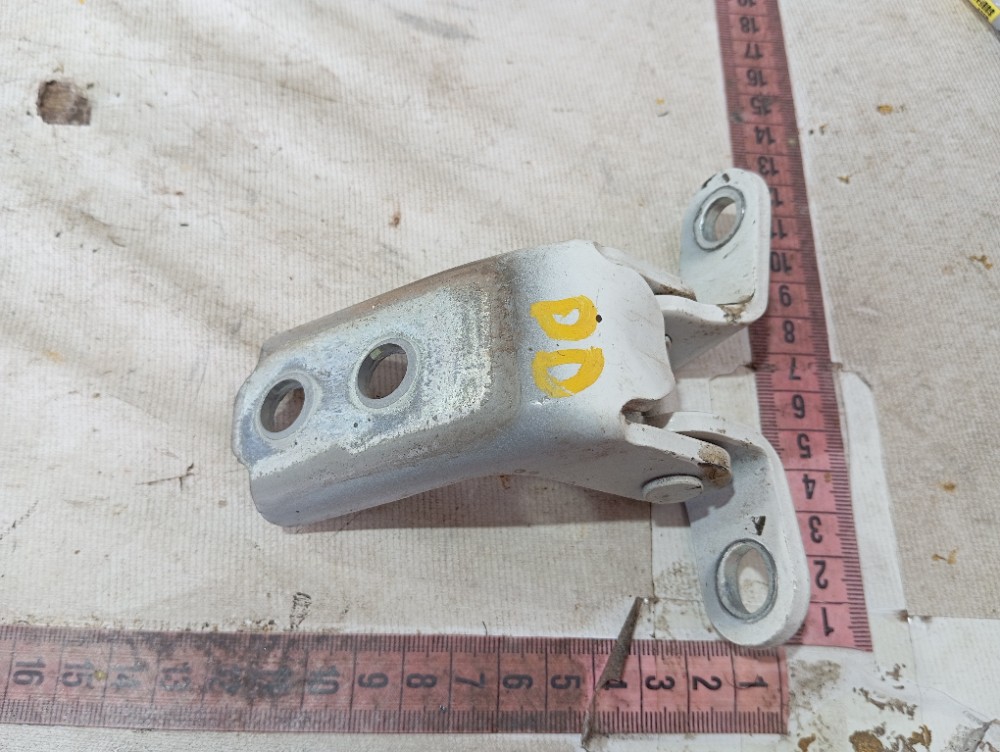 Dobradiça Porta Dianteira Direita Jac Ejs1 2022 2023 V651 8