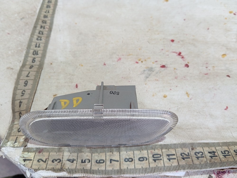 Luz Cortesia Porta Diant Direita Land Cruiser Prado 05 V620 9
