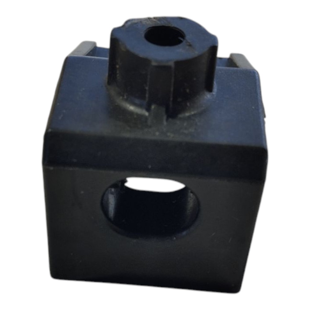Suporte Radiador Esquerdo Land Rover Defender 2022 V645 4