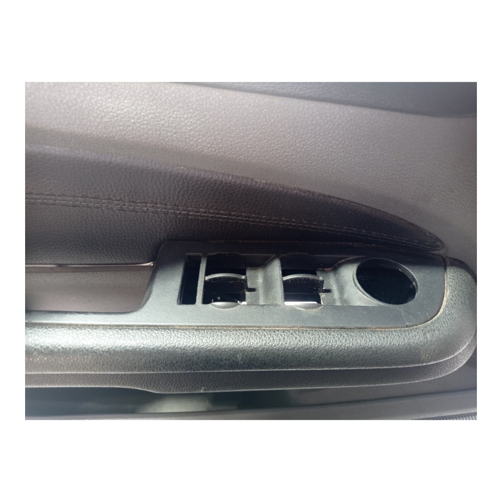 Forro Porta Diant Esquerdo Ford Focus Sedan 2009 2013 V360 9