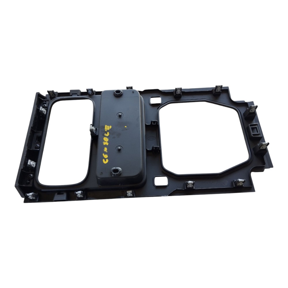 Acabamento Console Central Land Rover Defender 2022 V645 10