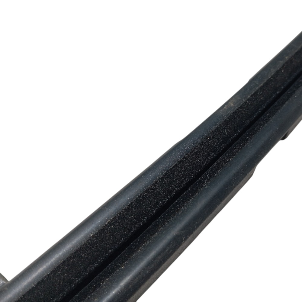 Canaleta vidro porta traseira direita Byd Song Pro 25 V669 2