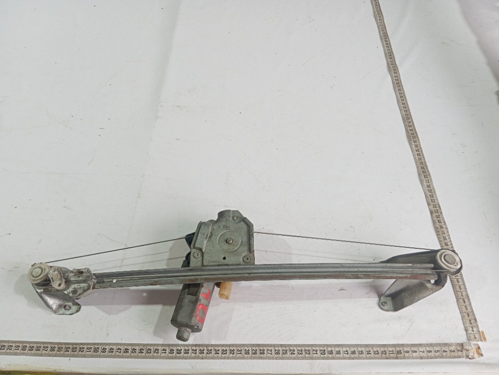 Máquina Vidro Traseira Direita Gm Zafira 2001/2002 V238 8