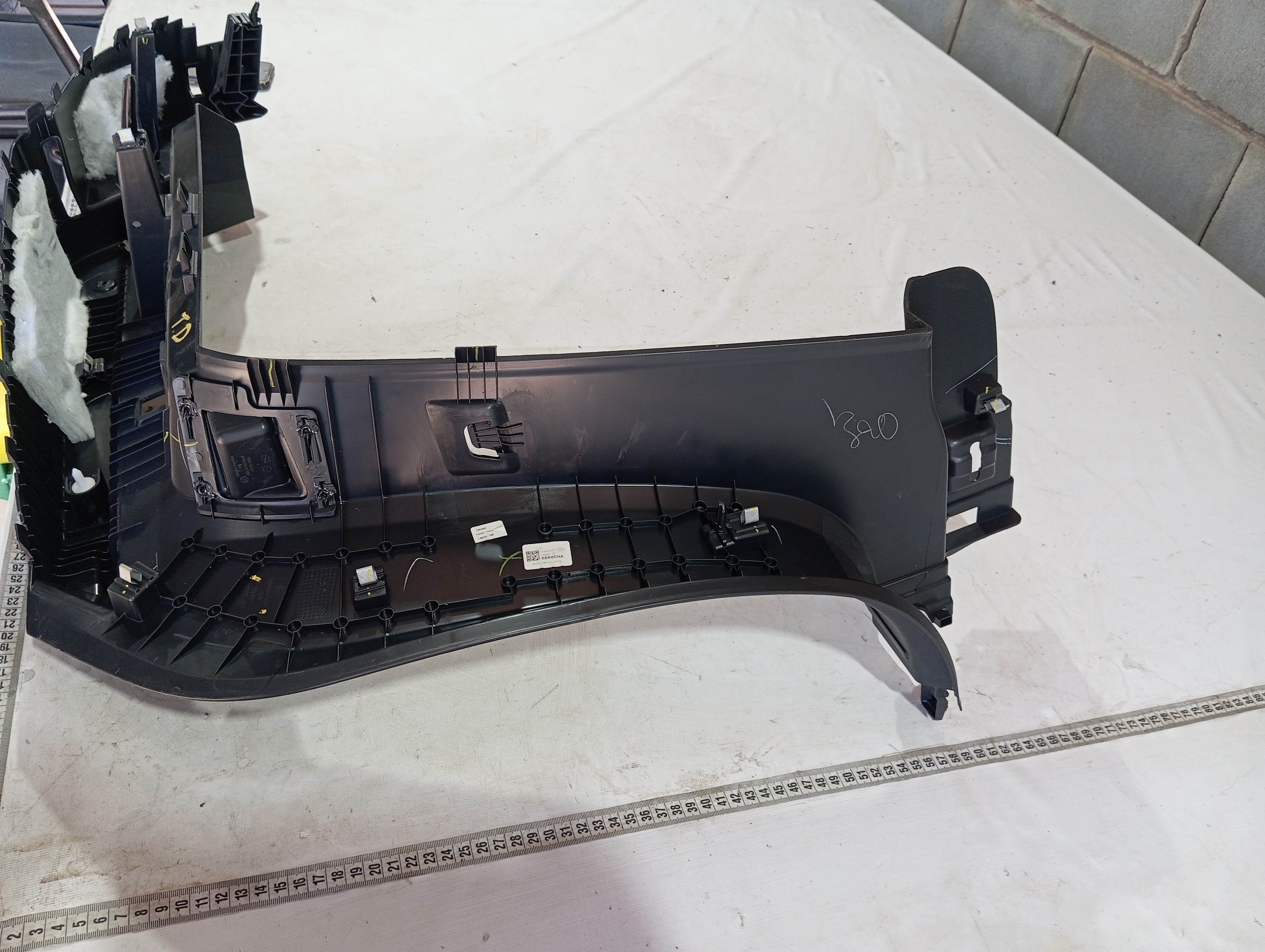 Acabamento Direito Bagagito Vw Taos Highline 2022 2024 V601 9