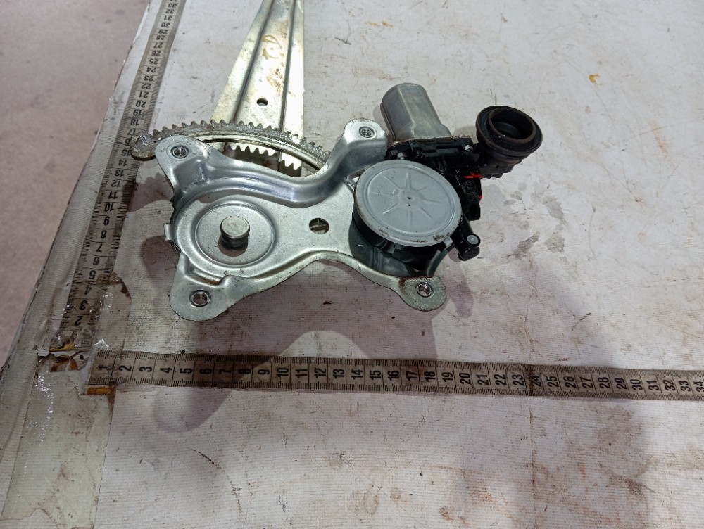 Máquina Vidro Porta Tras Direita Land Cruiser Prado 05 V620 8