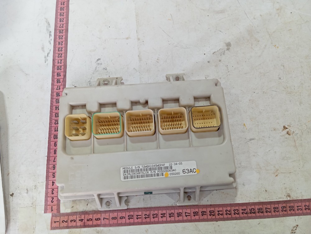 Módulo Bcm Chryler Grand Caravan 3.3 V6 2003 V578 8