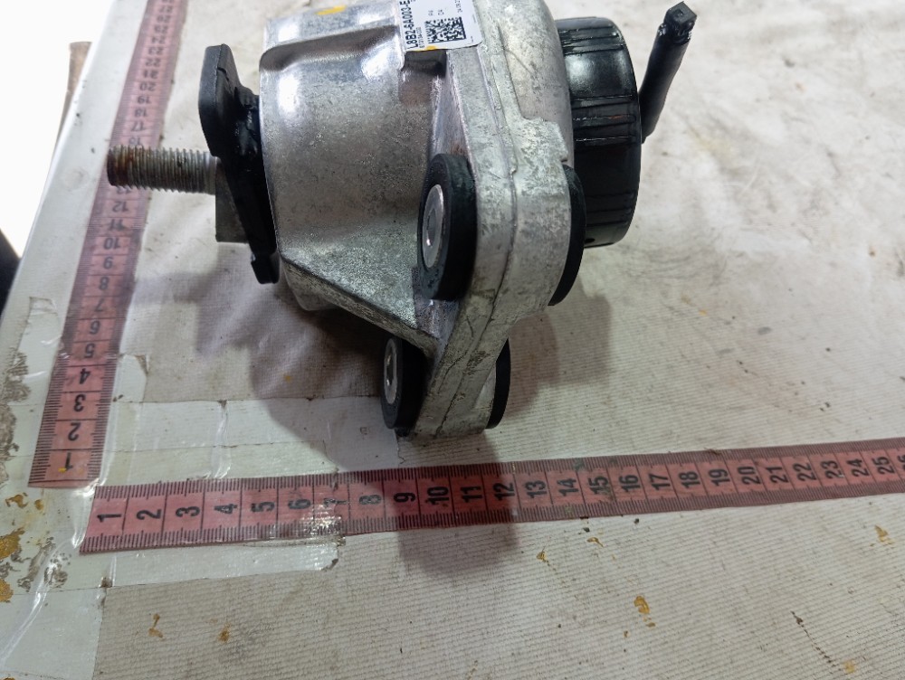 Suporte Esquerdo Motor Land Rover Defender 2.0 2022 V645 7