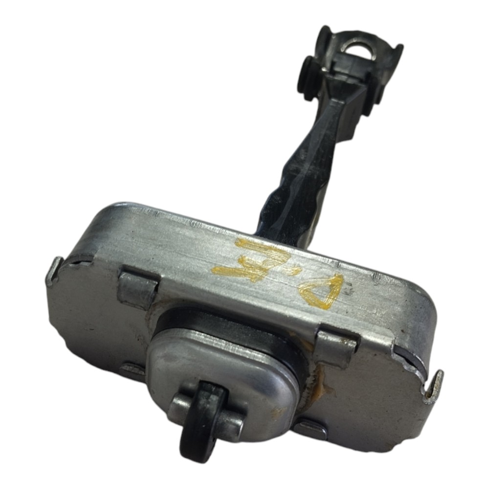 Limitador Porta Dianteira Esquerda Chery Tiggo 5x 2024 V621 7