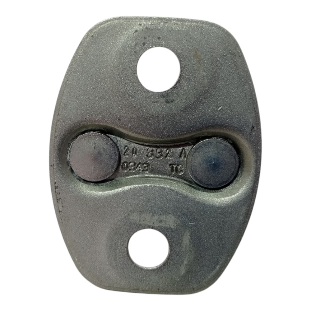 Batente Porta Gm Tracker 2020 2025 V627 2