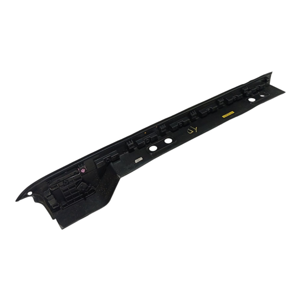 Acabamento Direito Caçamba Ram Rampage 2023 2025 V659