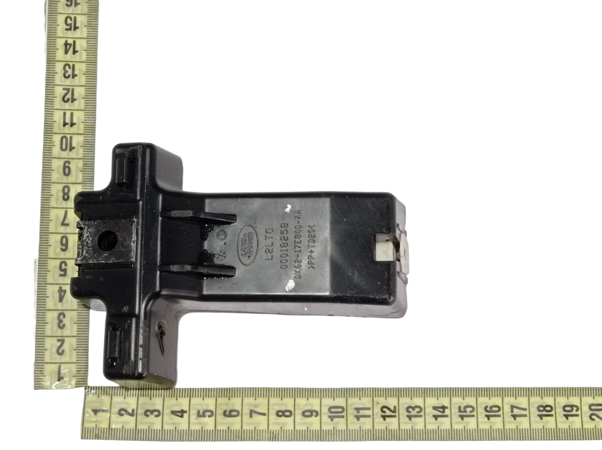 Suporte Parachoque Traseiro Range Rover Sport 2014 3.0 V592 7