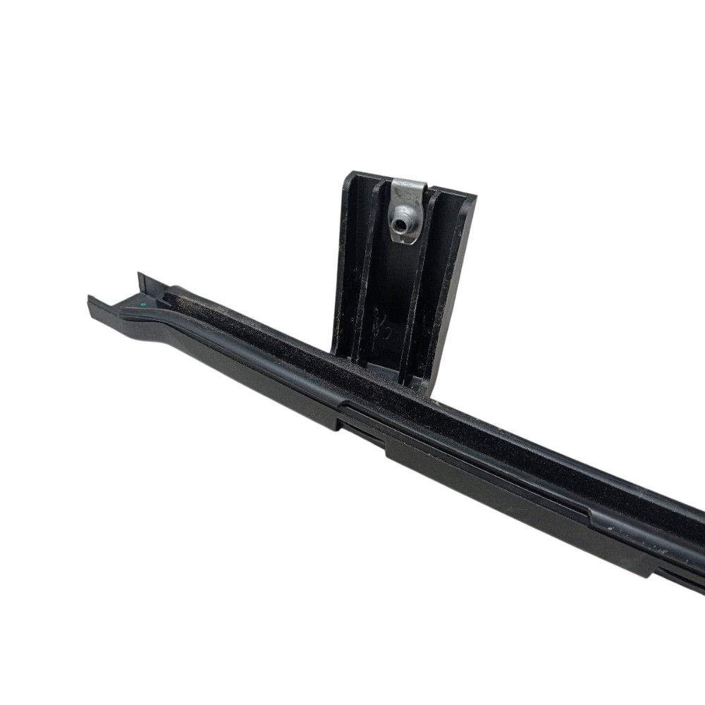 Canaleta vidro porta dianteira direita Byd Song Pro 25 V669 7
