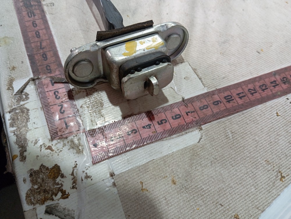 Limitador Porta Traseira Esquerda Jac Ejs1 2022 2023 V651 6