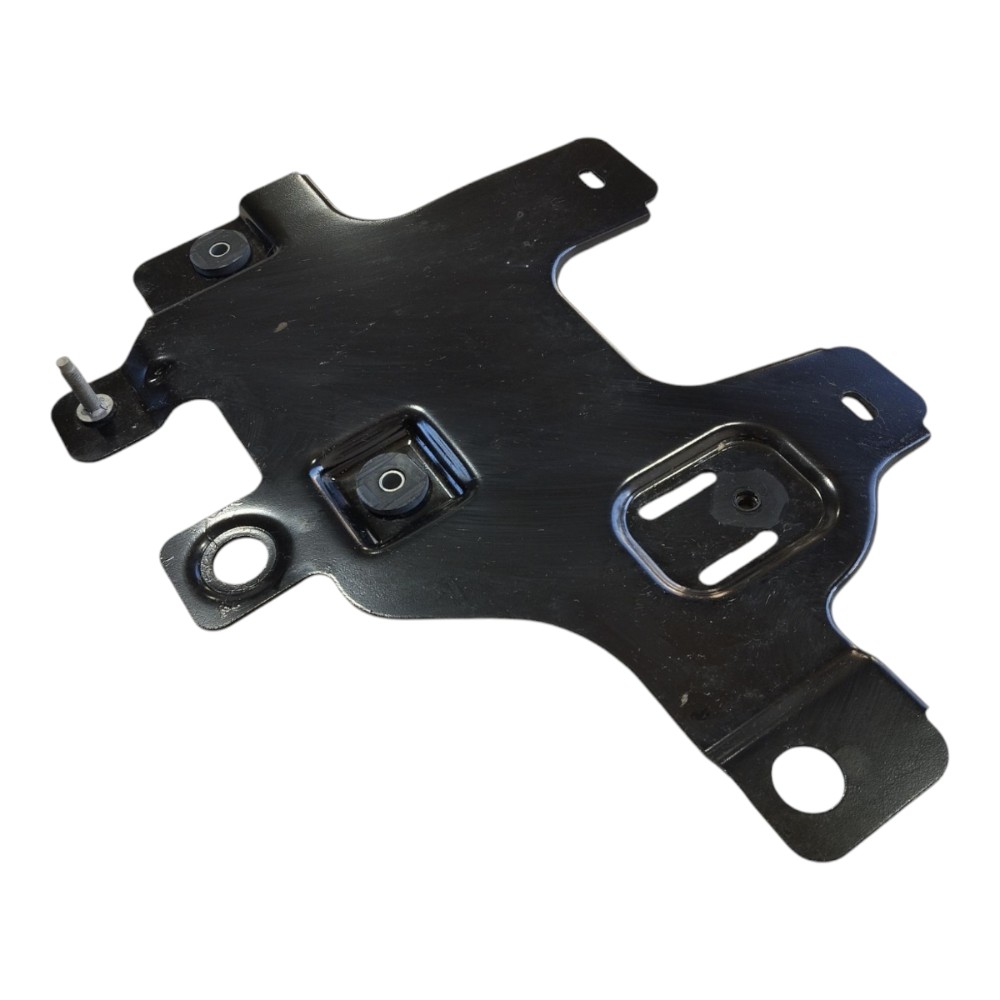 Suporte Canister Land Rover Defender 2022 V645 5