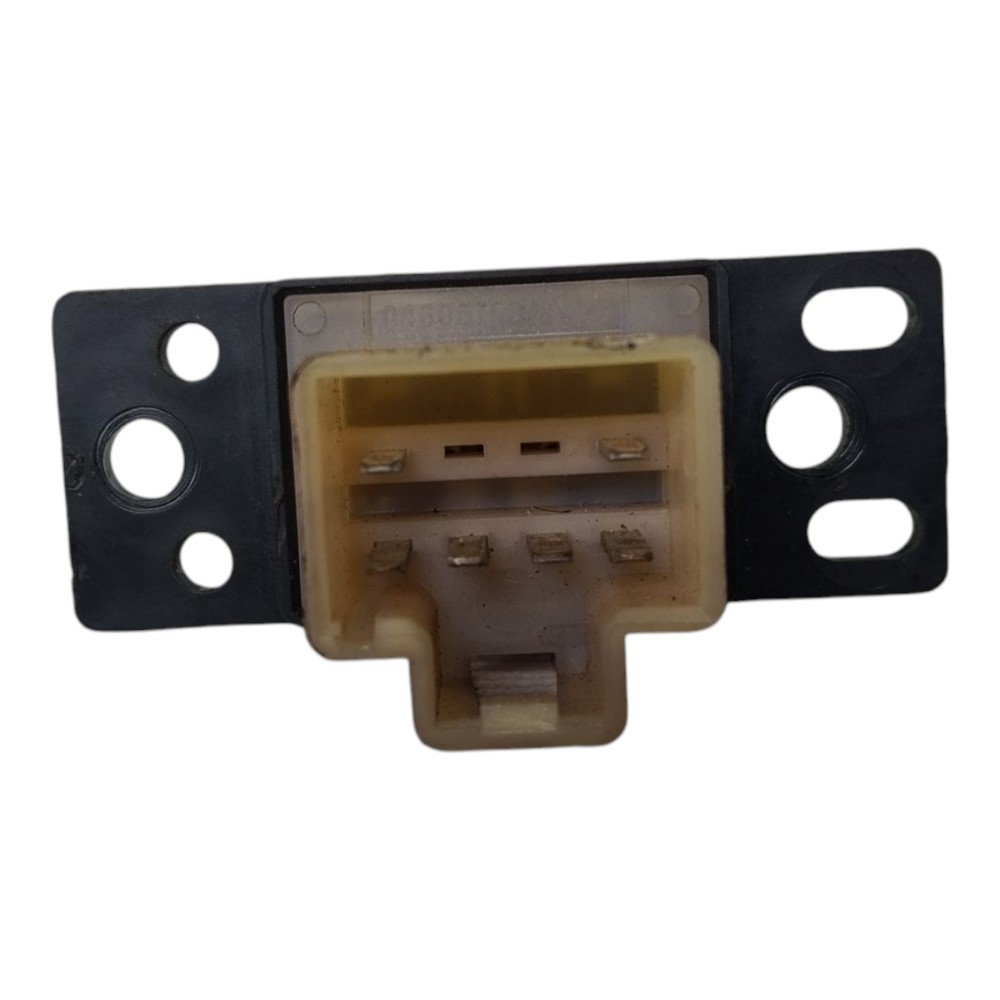 Botão Vidro Dianteiro Direito Grand Caravan V578 7