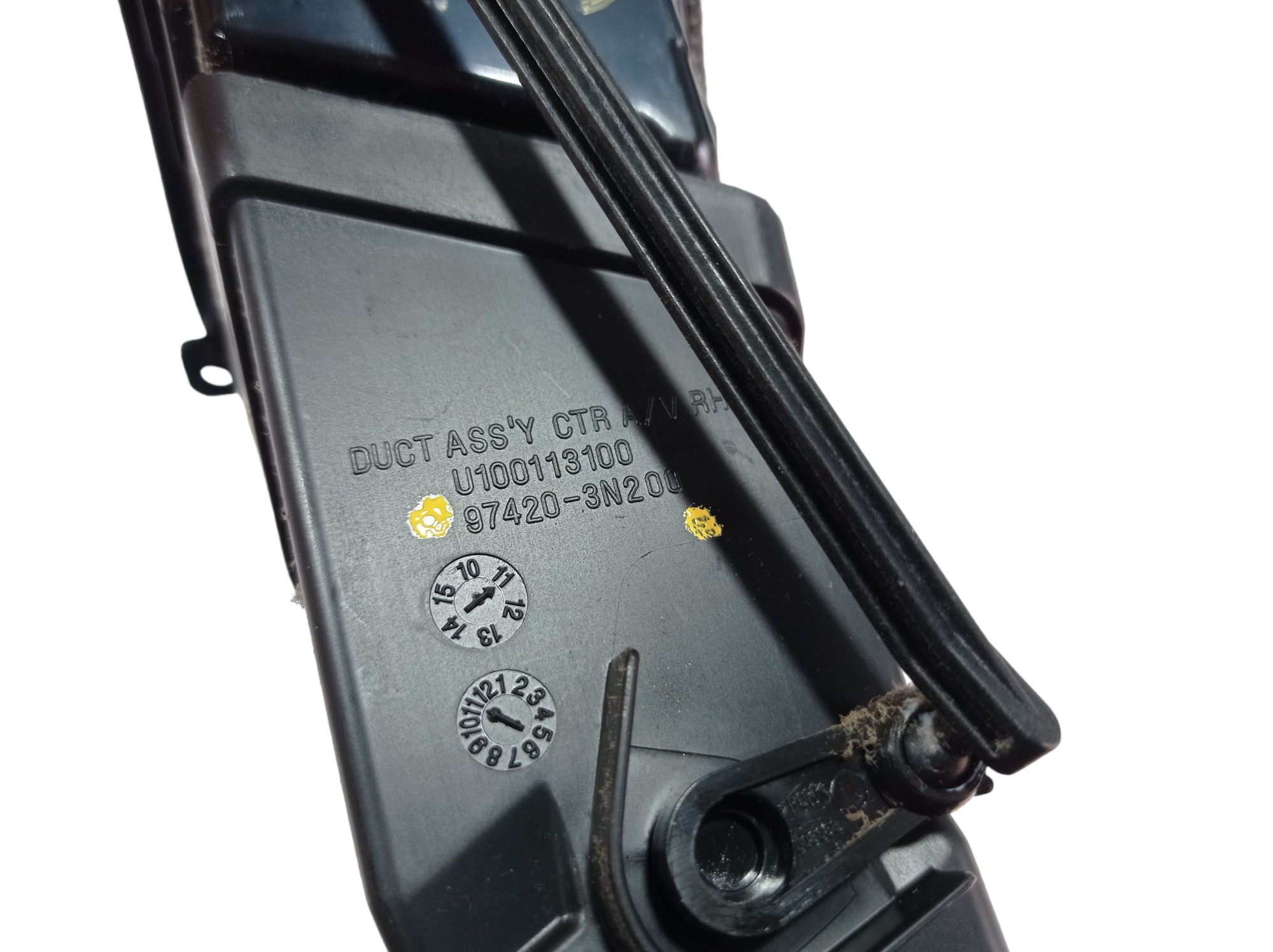 Difusor Ar Direito Central Painel Hyundai Equus 2013 V577 6