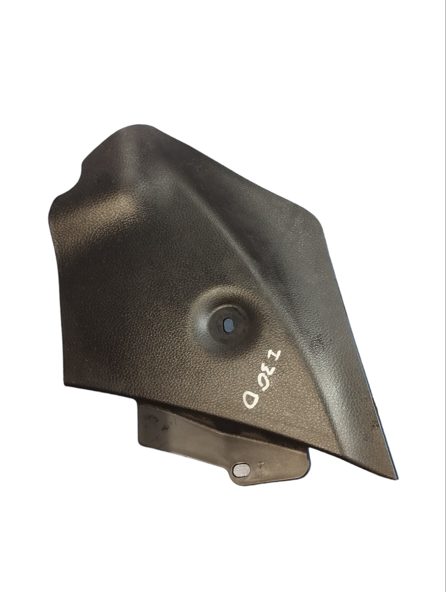 Acabamento Interno Direito Console Hyundai I30 2013 1