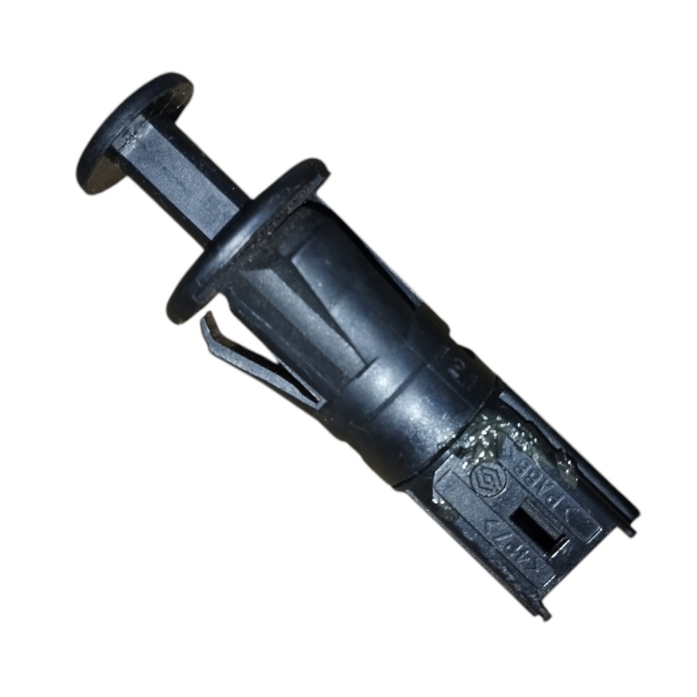 Interruptor Porta Malas Renault Logan Sandero 2015 A 2022