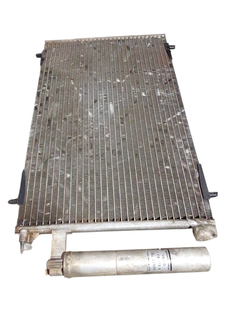Condersador Radiador Ar Condicionado Peugeot 207 2012 2013