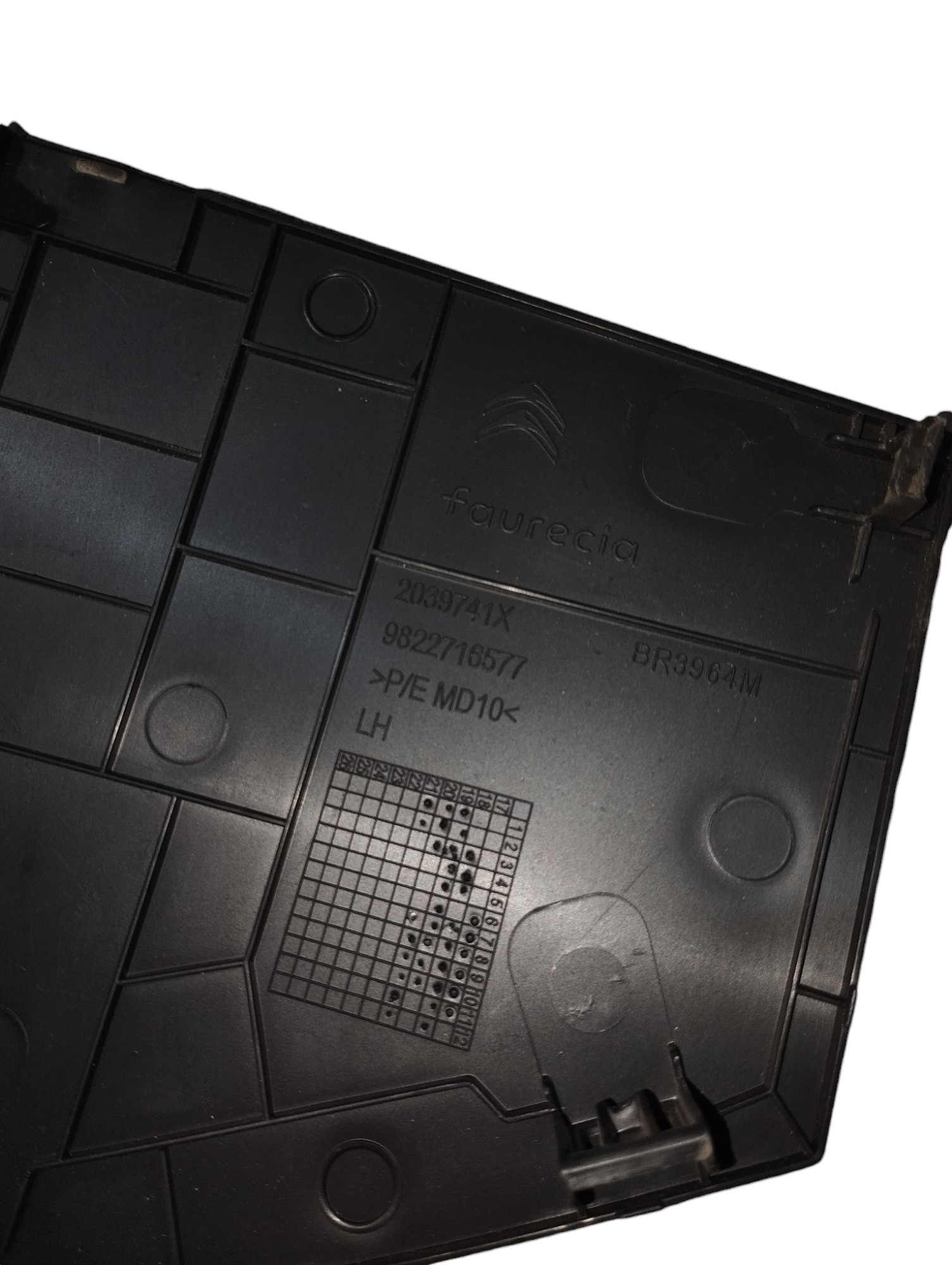 Acabamento Esquerdo Painel Citroen C4 Cactus 2022 2023 4