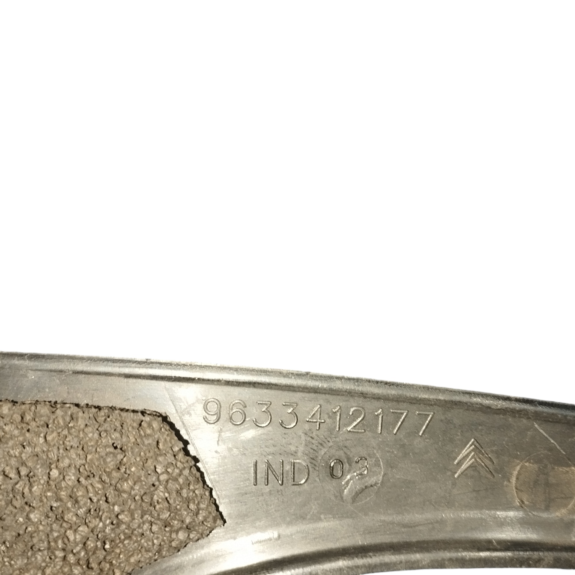 Acabamento Externo Porta Traseira Esquerda Xsara Picasso Preto 2