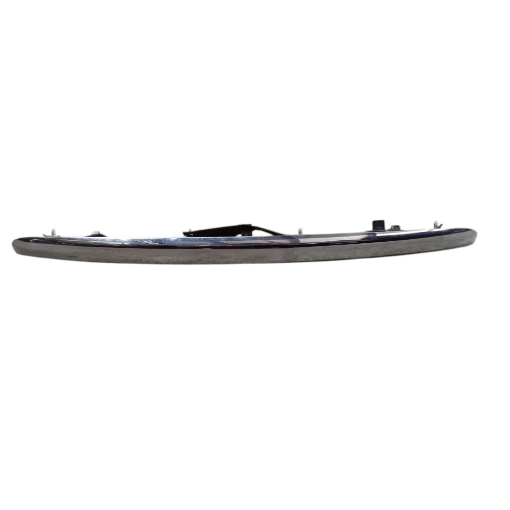 Friso Tampa Traseira Porta Malas Peugeot 207 2008 2011 Prata