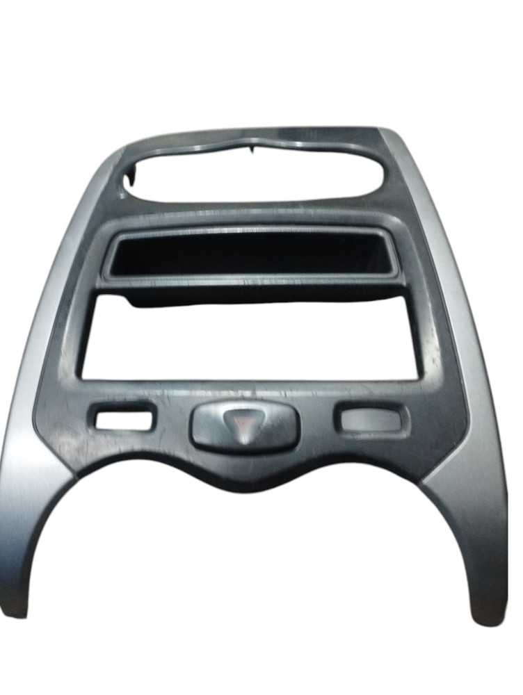 Moldura Painel Central Renault Sandero 2014 682602440r