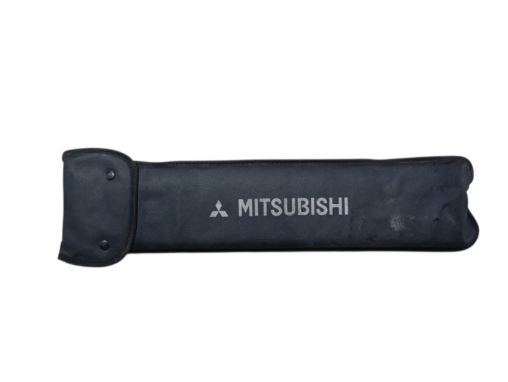 Triângulo Sinalização Segurança Mitsubishi Pajero 3.8 2008