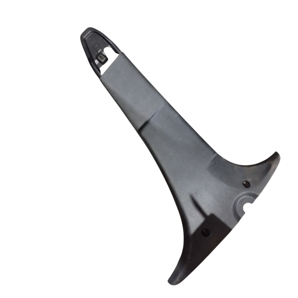 Acabamento Coluna Central Esquerda Renault Oroch 2022 2023