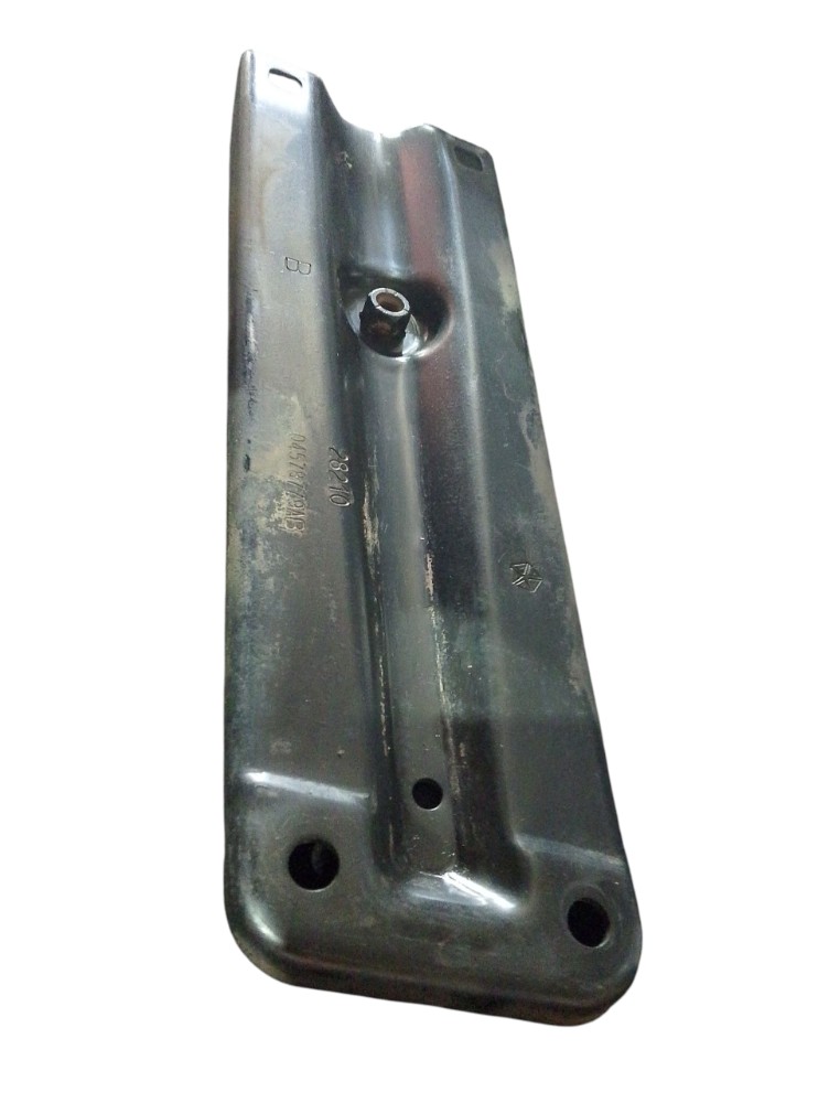 Suporte Do Amortecedor Dianteiro Jeep Cherokee 2010 2011 3.6