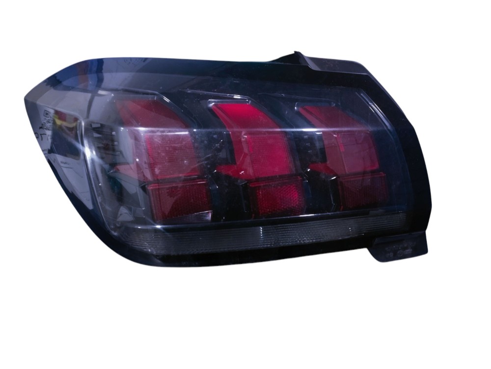Lanterna Traseira Esquerda Peugeot 208 Active 2022 2023
