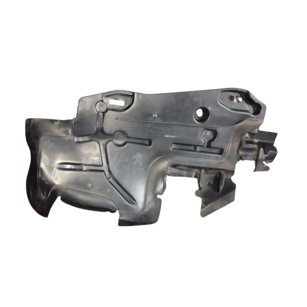 Defletor Radiador Esquerdo Peugeot 208  2014 2015