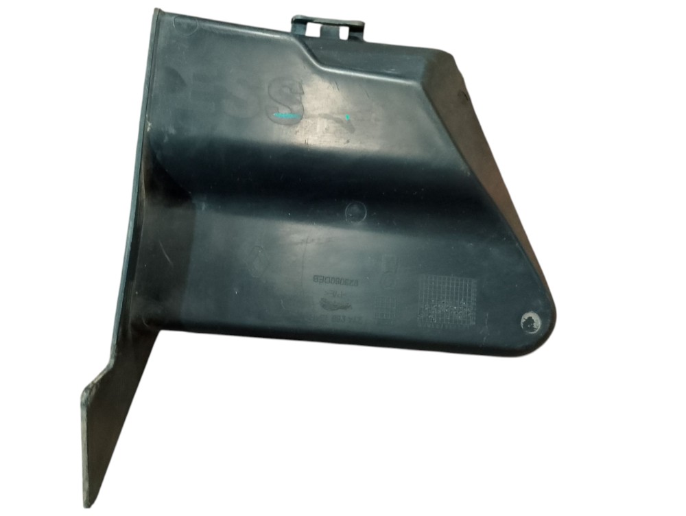 Suporte Do Parachoque Dianteiro Direito Renault Duster 2014