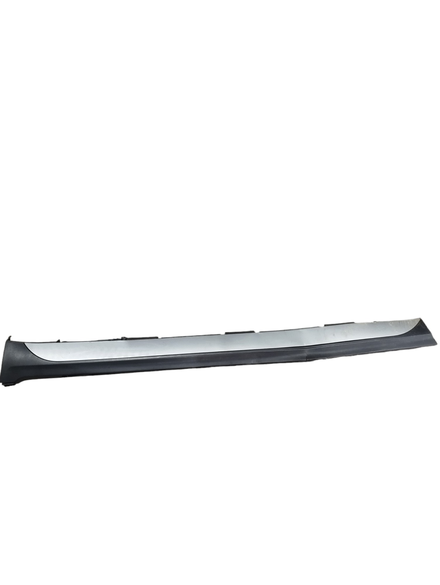 Moldura spoiler lateral esquerdo Chery Tiggo2 2019 A 2020