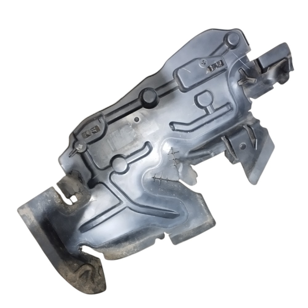 Defletor Direito Radiador Peugeot 208 2014 2015 A 2018