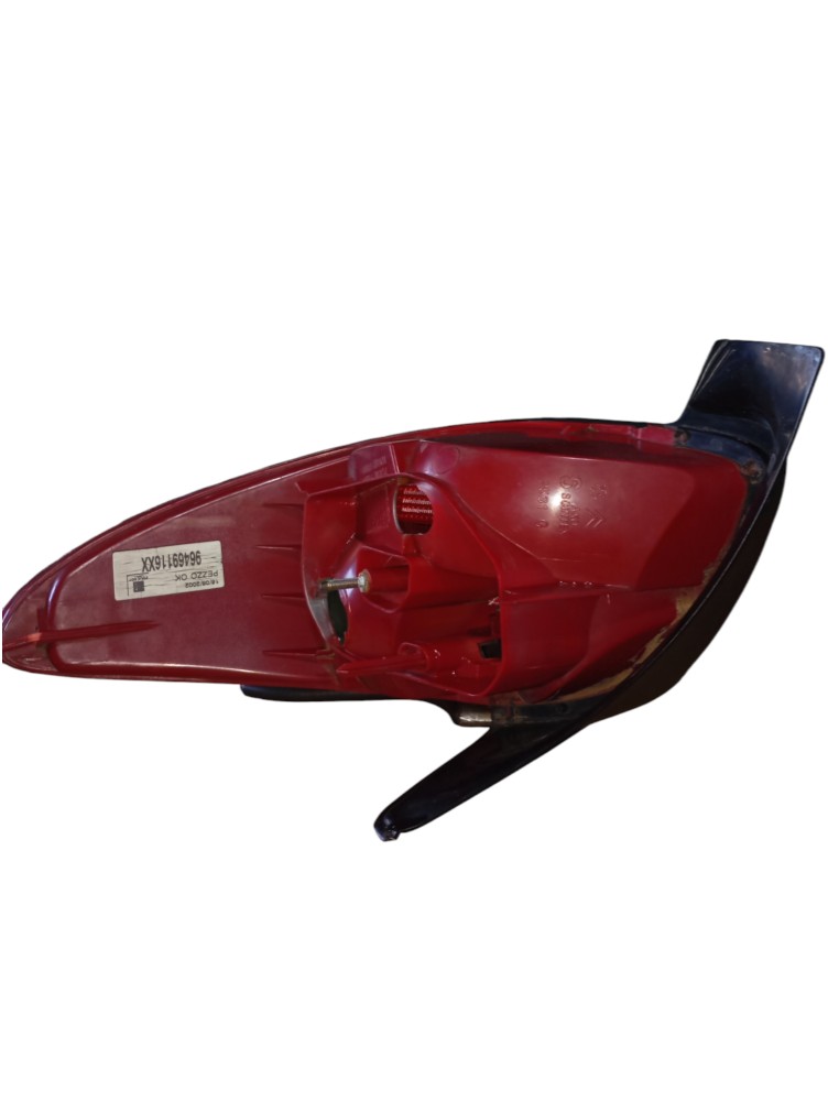 Lanterna Esquerda Peugeot 206 1998 A 2004