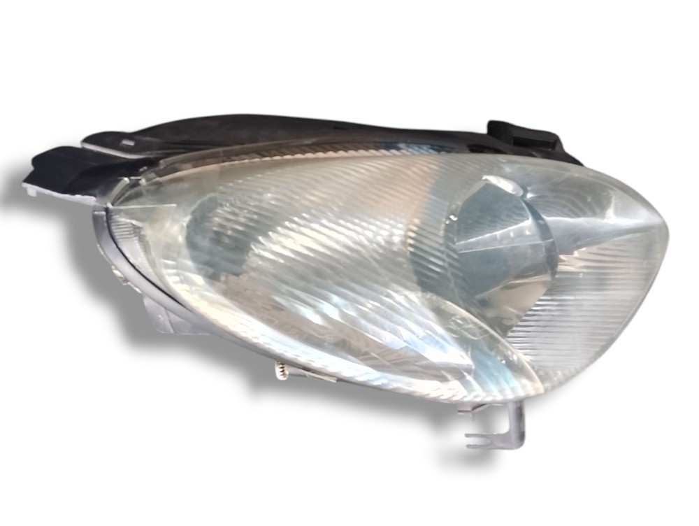 Farol direito Citroen Xsara Picasso 2004