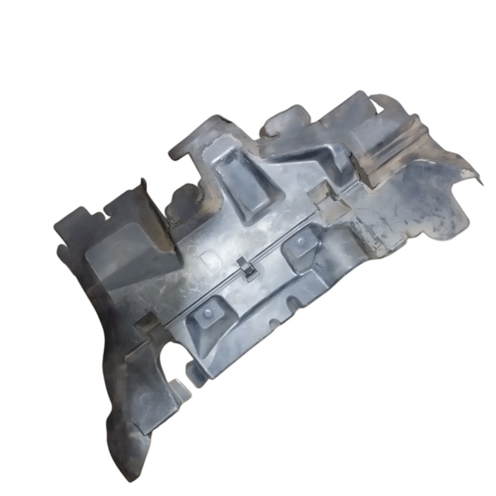 Defletor Direito Radiador Peugeot 407  2004 A 2006