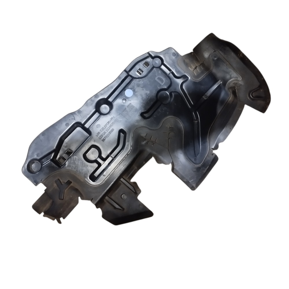 Defletor Direito Radiador Peugeot 208 2014 2015 A 2018